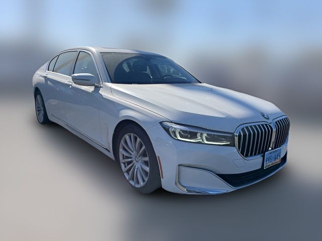 2022 BMW 7 Series 740i