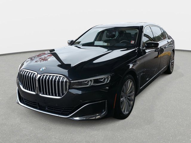 2022 BMW 7 Series 740i