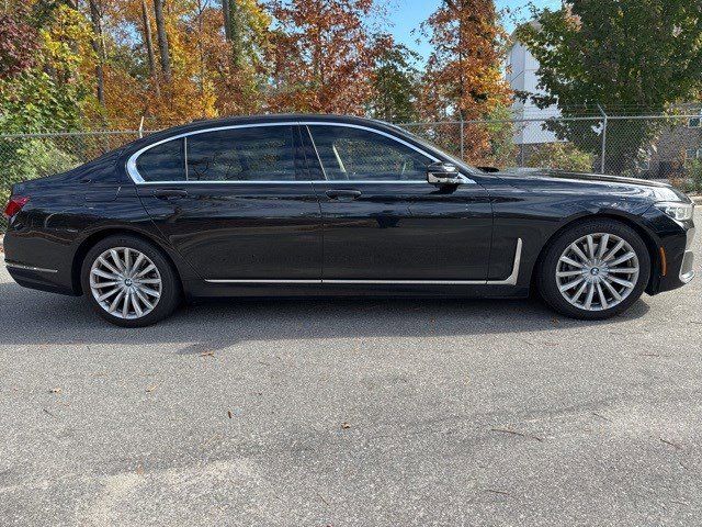 2022 BMW 7 Series 740i