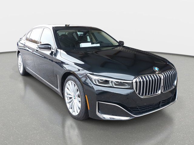 2022 BMW 7 Series 740i