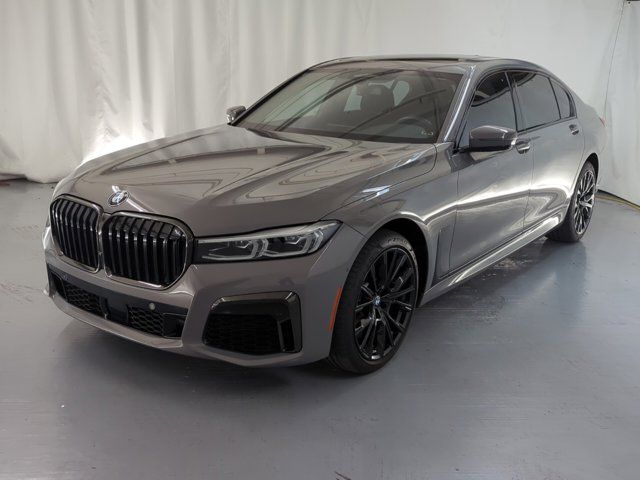 2022 BMW 7 Series 740i