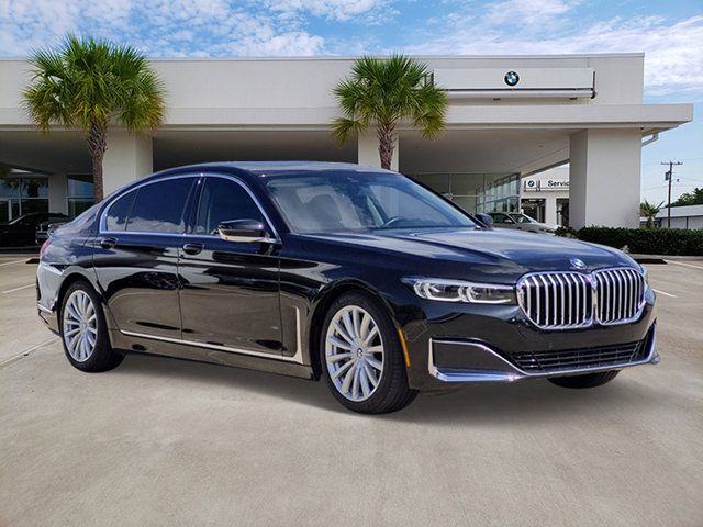 2022 BMW 7 Series 740i