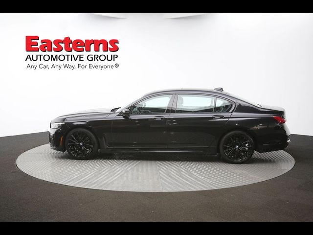 2022 BMW 7 Series 740i