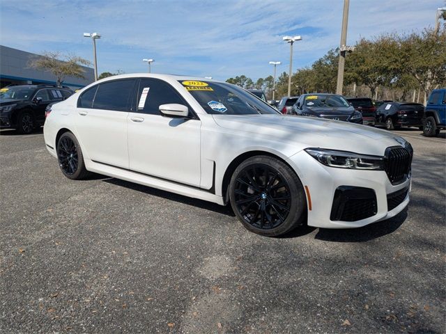 2022 BMW 7 Series 740i