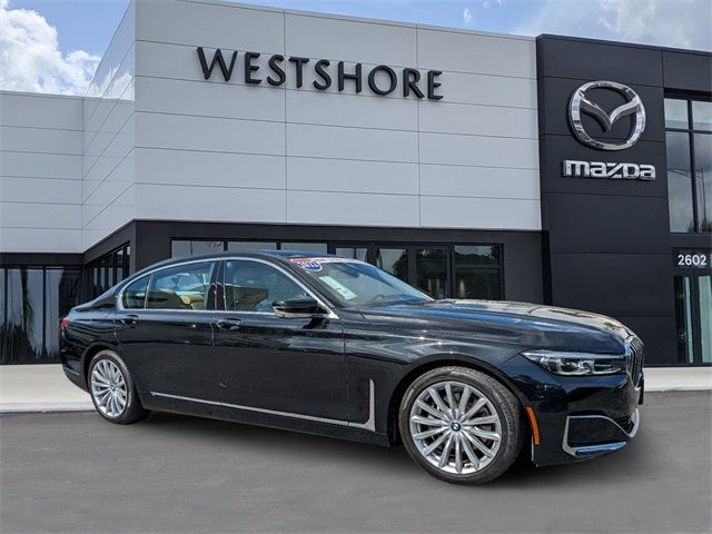 2022 BMW 7 Series 740i