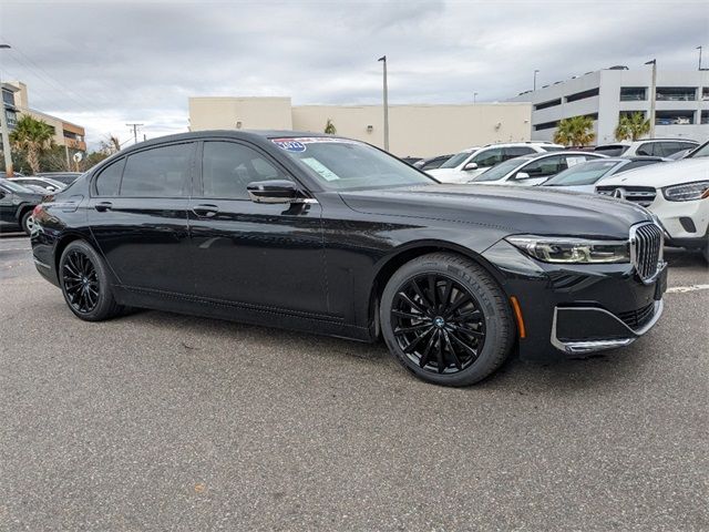 2022 BMW 7 Series 740i