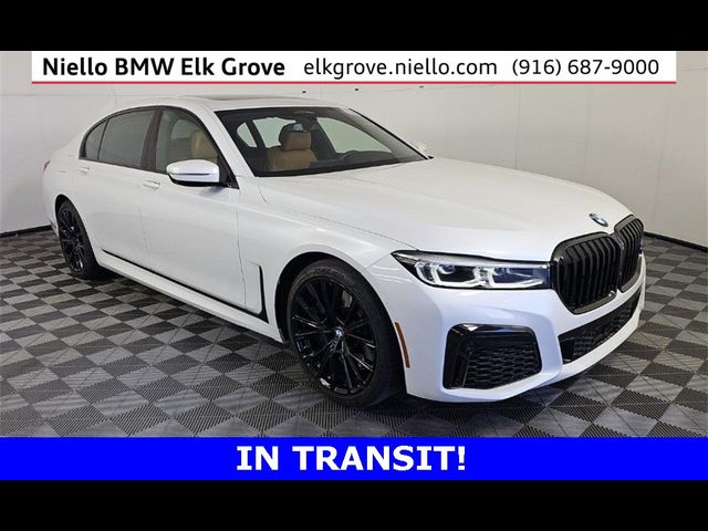 2022 BMW 7 Series 740i