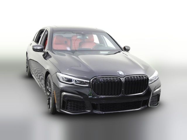 2022 BMW 7 Series 740i