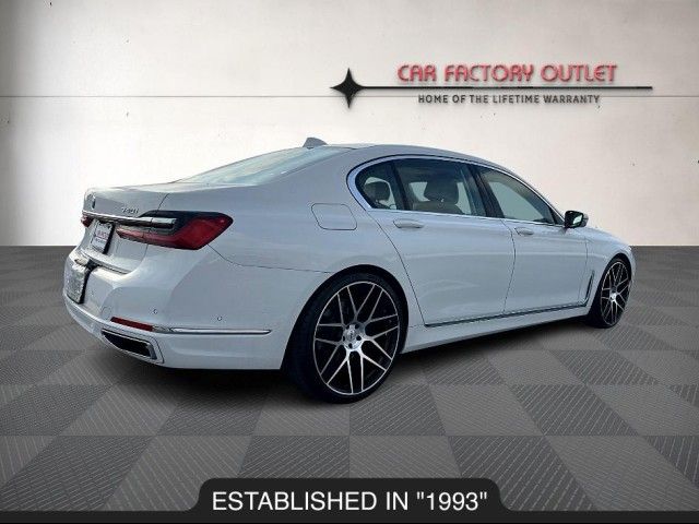 2022 BMW 7 Series 740i