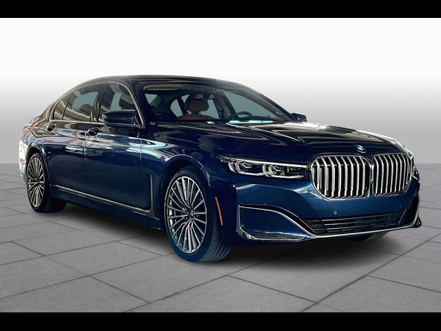 2022 BMW 7 Series 740i