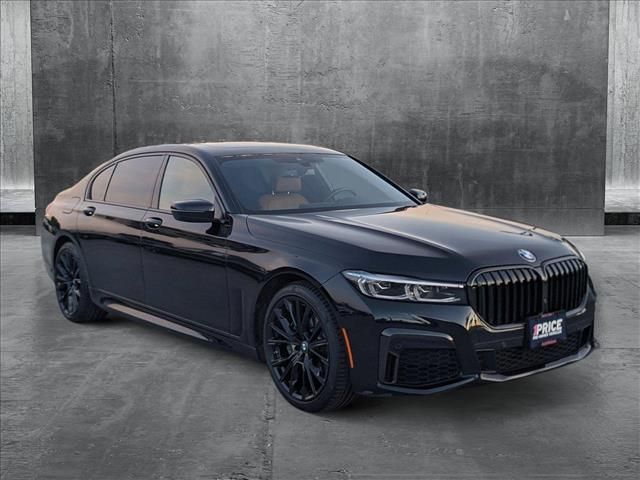 2022 BMW 7 Series 740i