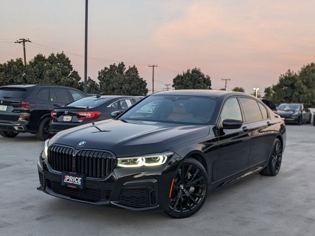 2022 BMW 7 Series 740i