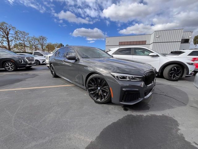 2022 BMW 7 Series 740i