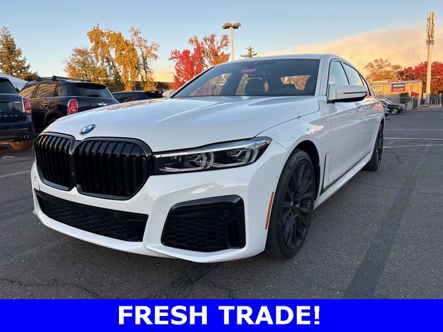 2022 BMW 7 Series 740i