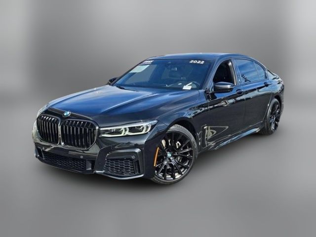 2022 BMW 7 Series 740i