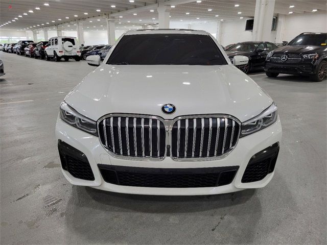 2022 BMW 7 Series 740i