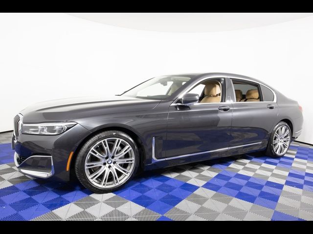 2022 BMW 7 Series 740i