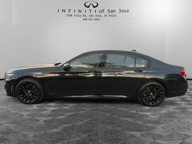 2022 BMW 7 Series 740i