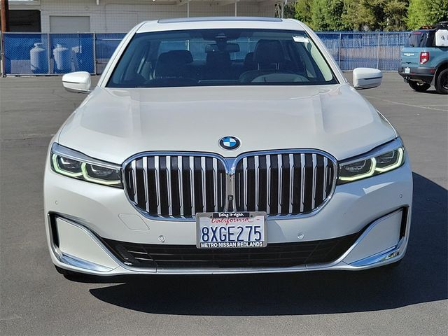 2022 BMW 7 Series 740i