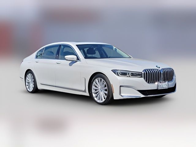 2022 BMW 7 Series 740i