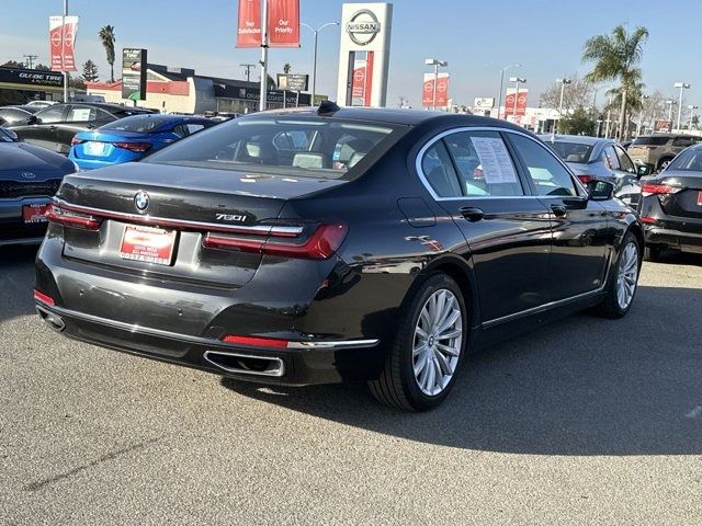 2022 BMW 7 Series 740i