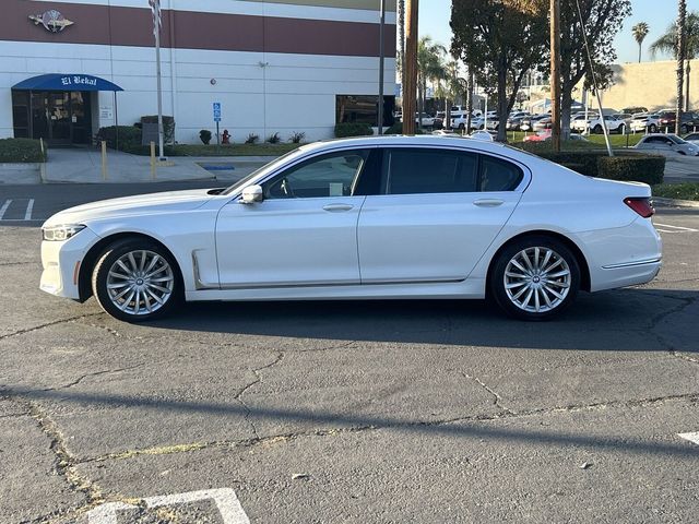 2022 BMW 7 Series 740i