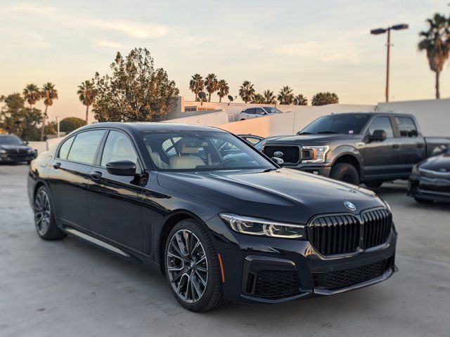 2022 BMW 7 Series 740i