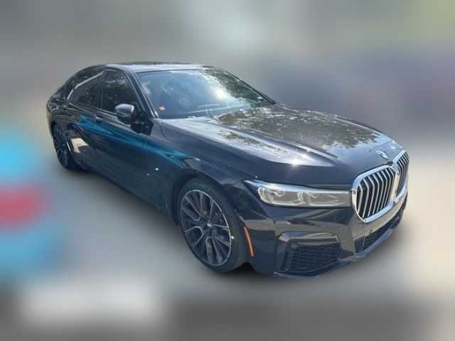 2022 BMW 7 Series 740i