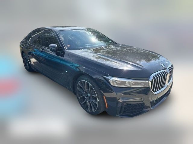 2022 BMW 7 Series 740i