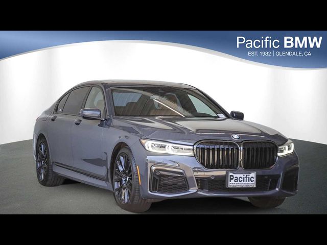 2022 BMW 7 Series 740i