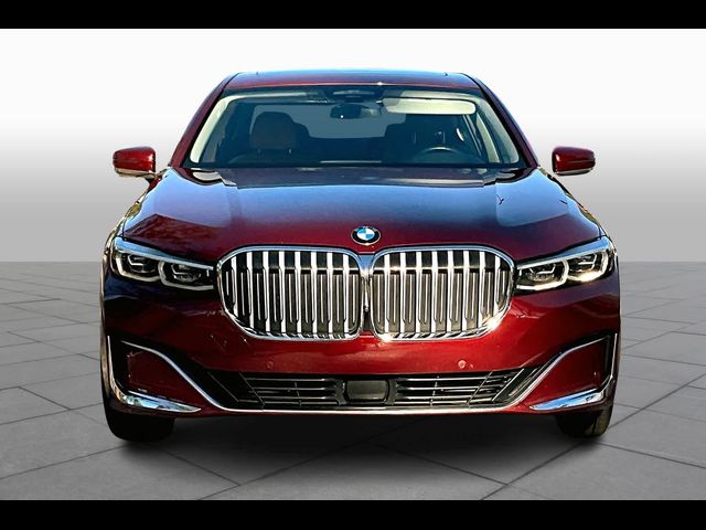 2022 BMW 7 Series 740i