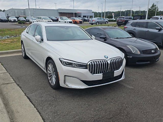 2022 BMW 7 Series 740i