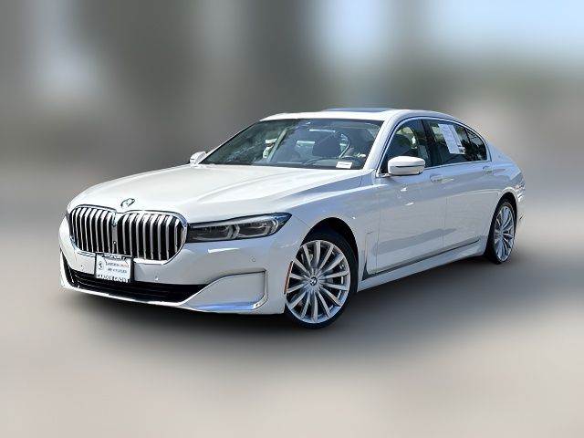 2022 BMW 7 Series 740i