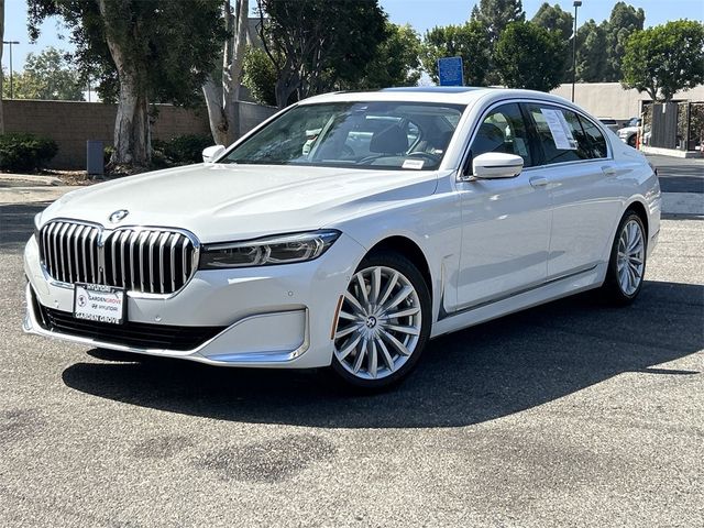 2022 BMW 7 Series 740i