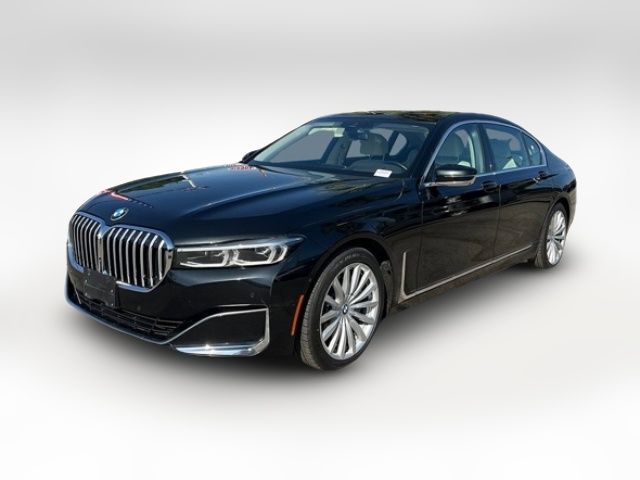 2022 BMW 7 Series 740i