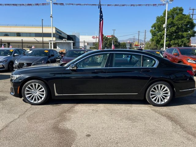 2022 BMW 7 Series 740i