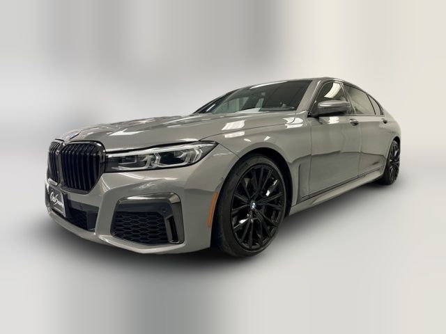 2022 BMW 7 Series 740i