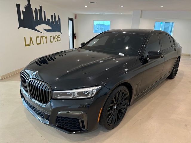 2022 BMW 7 Series 740i