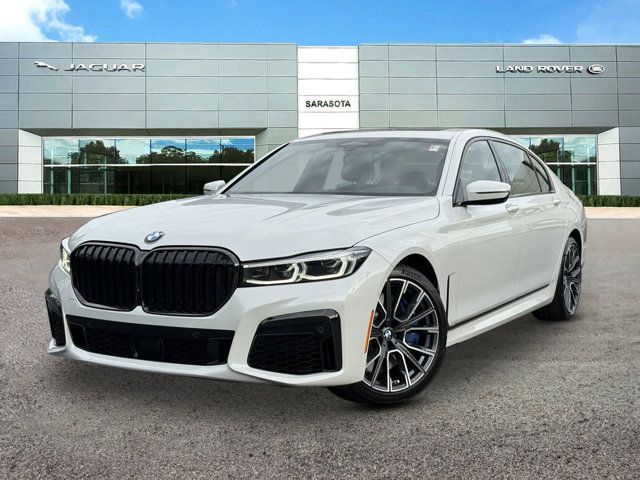 2022 BMW 7 Series 740i