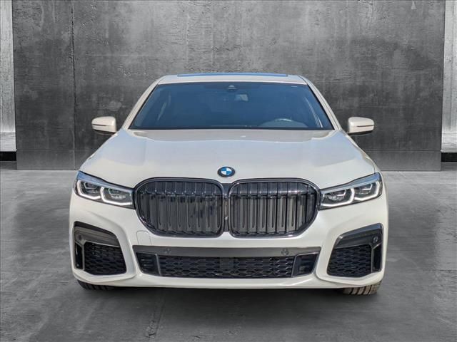 2022 BMW 7 Series 740i