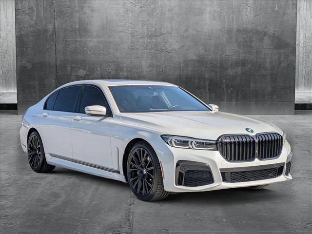 2022 BMW 7 Series 740i