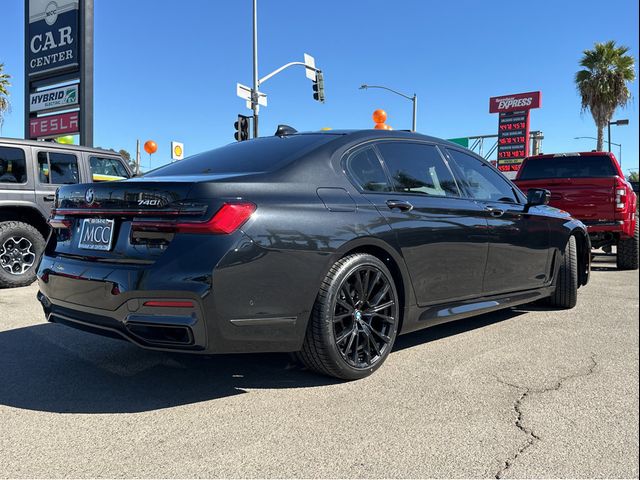 2022 BMW 7 Series 740i