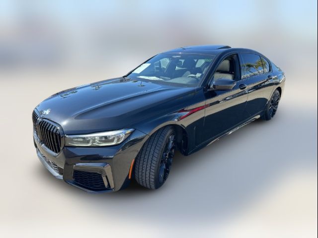 2022 BMW 7 Series 740i