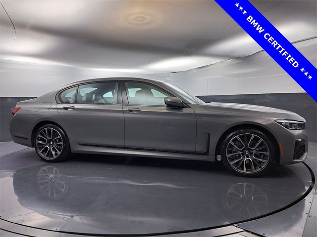 2022 BMW 7 Series 740i