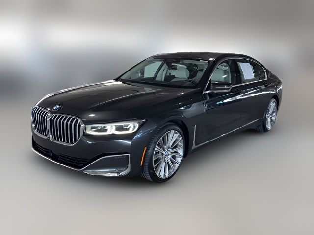 2022 BMW 7 Series 740i