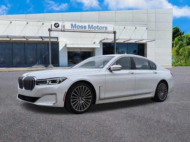 2022 BMW 7 Series 740i