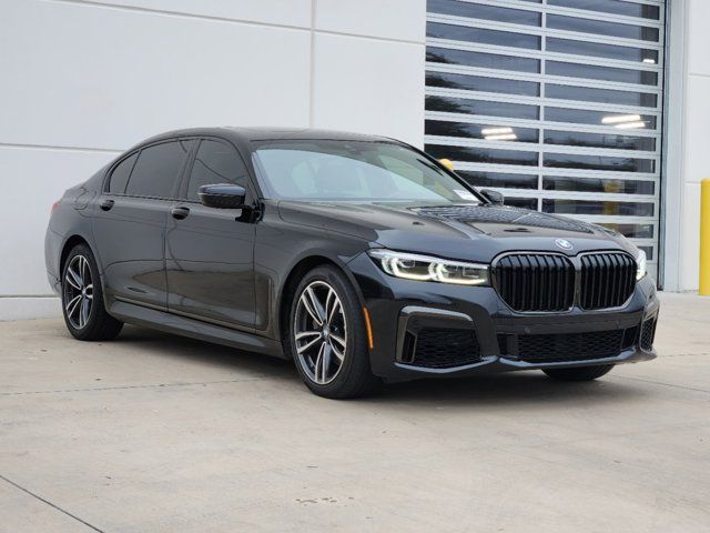 2022 BMW 7 Series 740i