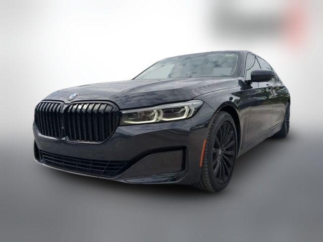 2022 BMW 7 Series 740i