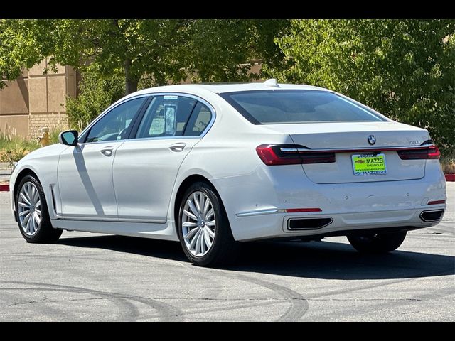 2022 BMW 7 Series 740i