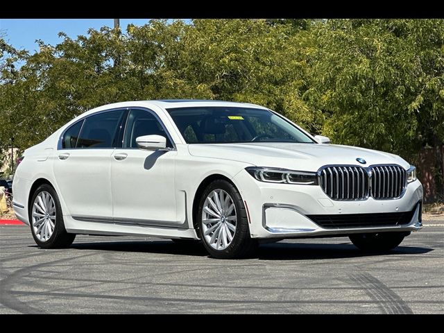 2022 BMW 7 Series 740i